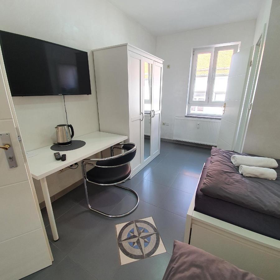 Pension Bad Soden / Apartment And Rooms Bad Soden am Taunus Exterior photo